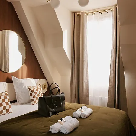 Lavie Maison - 33 Louvre * Parigi